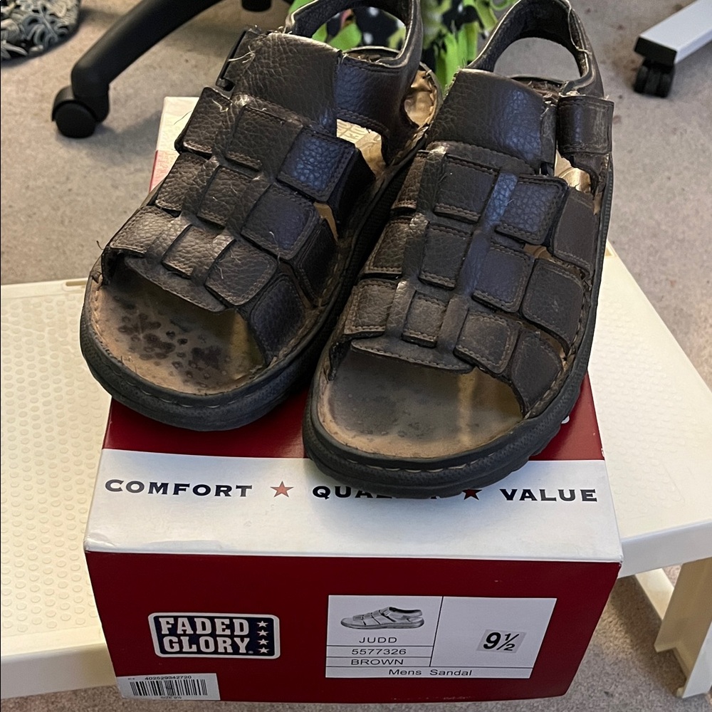 Faded Glory Dark Brown Men's Sandals